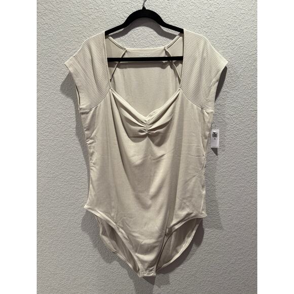 Old Navy Double Layer Cinched Bodysuit in Cream NWT XXL Tall - Picture 1 of 5